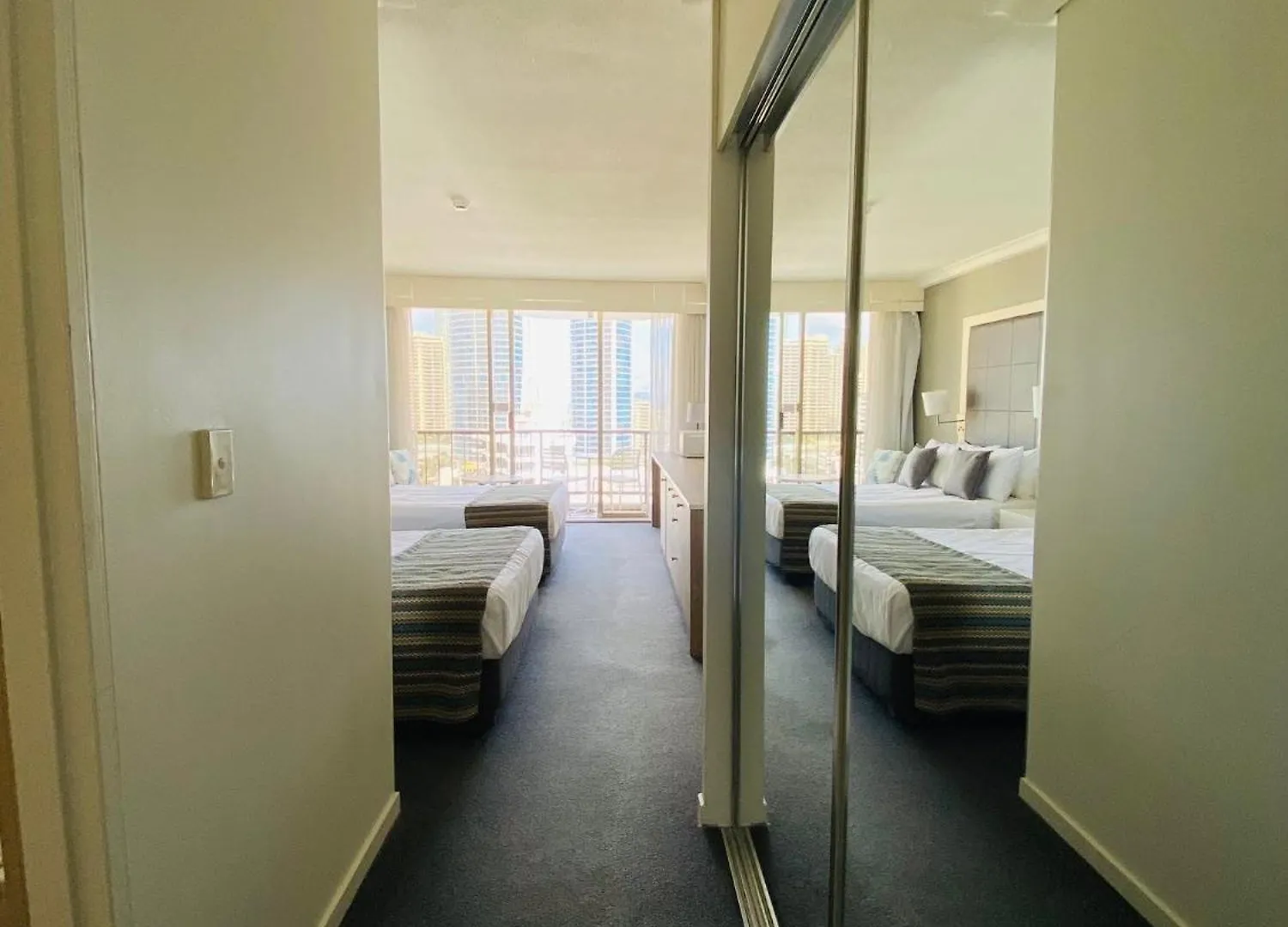 Sea View Hotel Room Heart Of Surfers Paradise Gold Coast