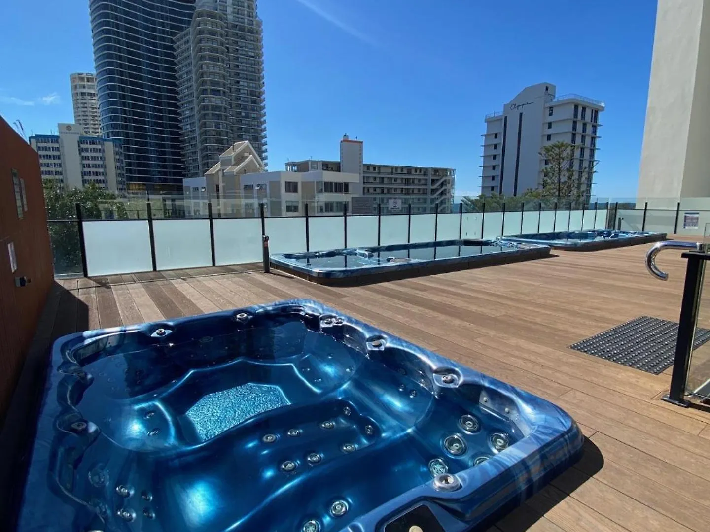 Sea View Hotel Room Heart Of Surfers Paradise Gold Coast Austrália