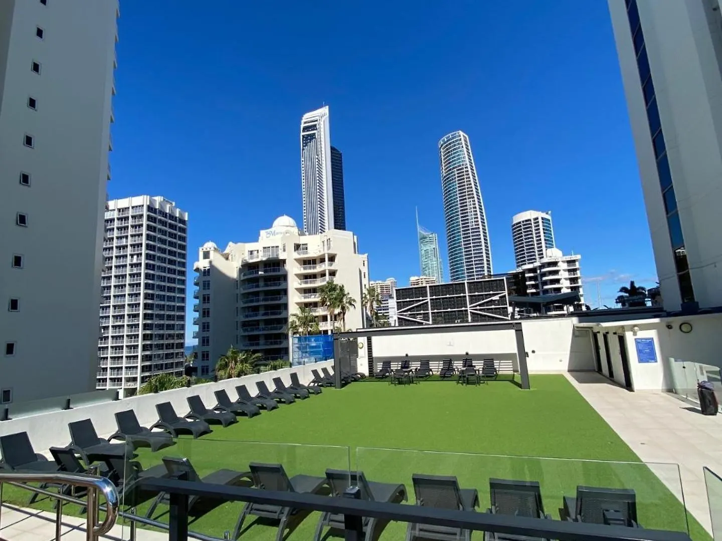 Sea View Hotel Room Heart Of Surfers Paradise Gold Coast
