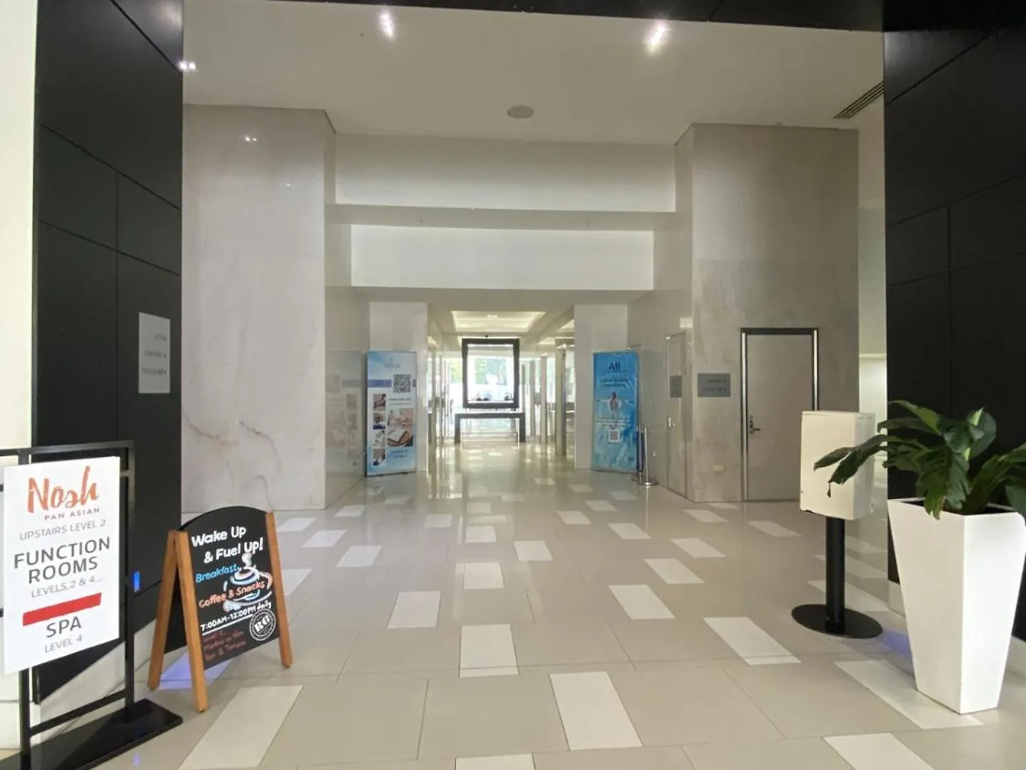 Sea View Hotel Room Heart Of Surfers Paradise Gold Coast