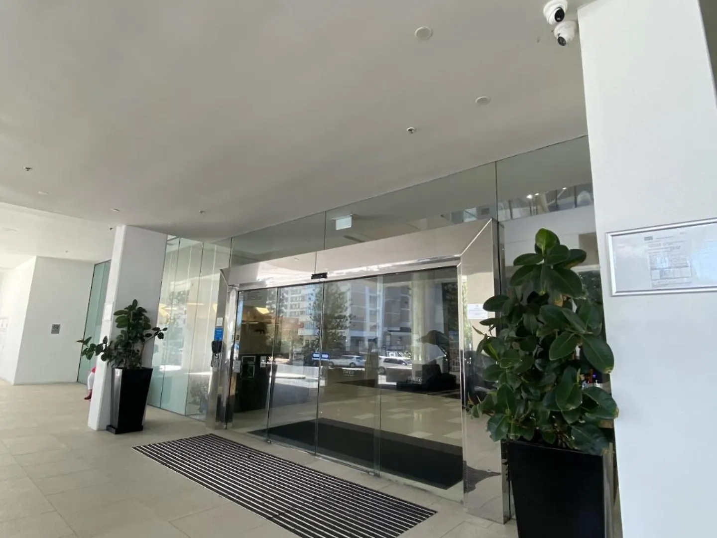 Sea View Hotel Room Heart Of Surfers Paradise Gold Coast Austrálie