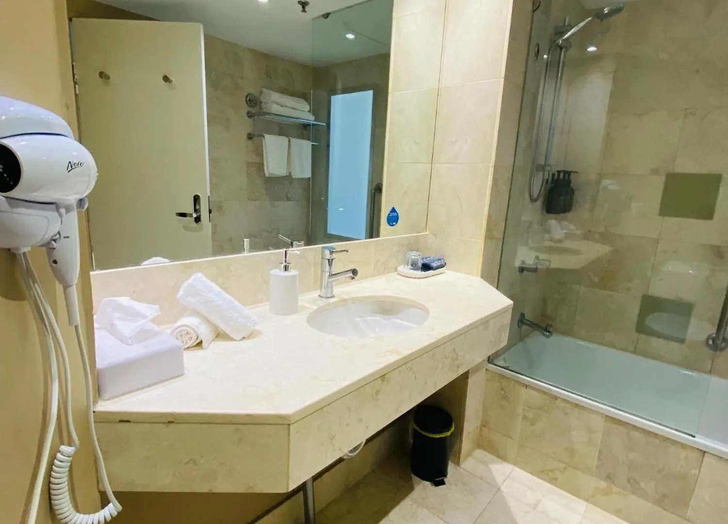 Sea View Hotel Room Heart Of Surfers Paradise 黄金海岸 4*,
